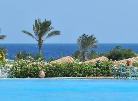 Royal Brayka Beach Resort Abu Dabab Buitenkant foto