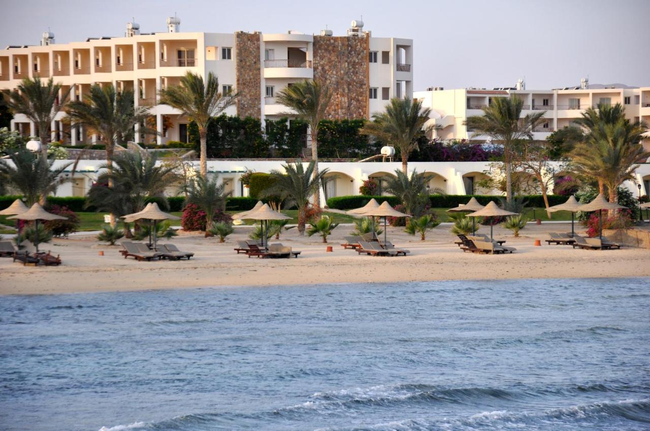 Royal Brayka Beach Resort Abu Dabab Buitenkant foto